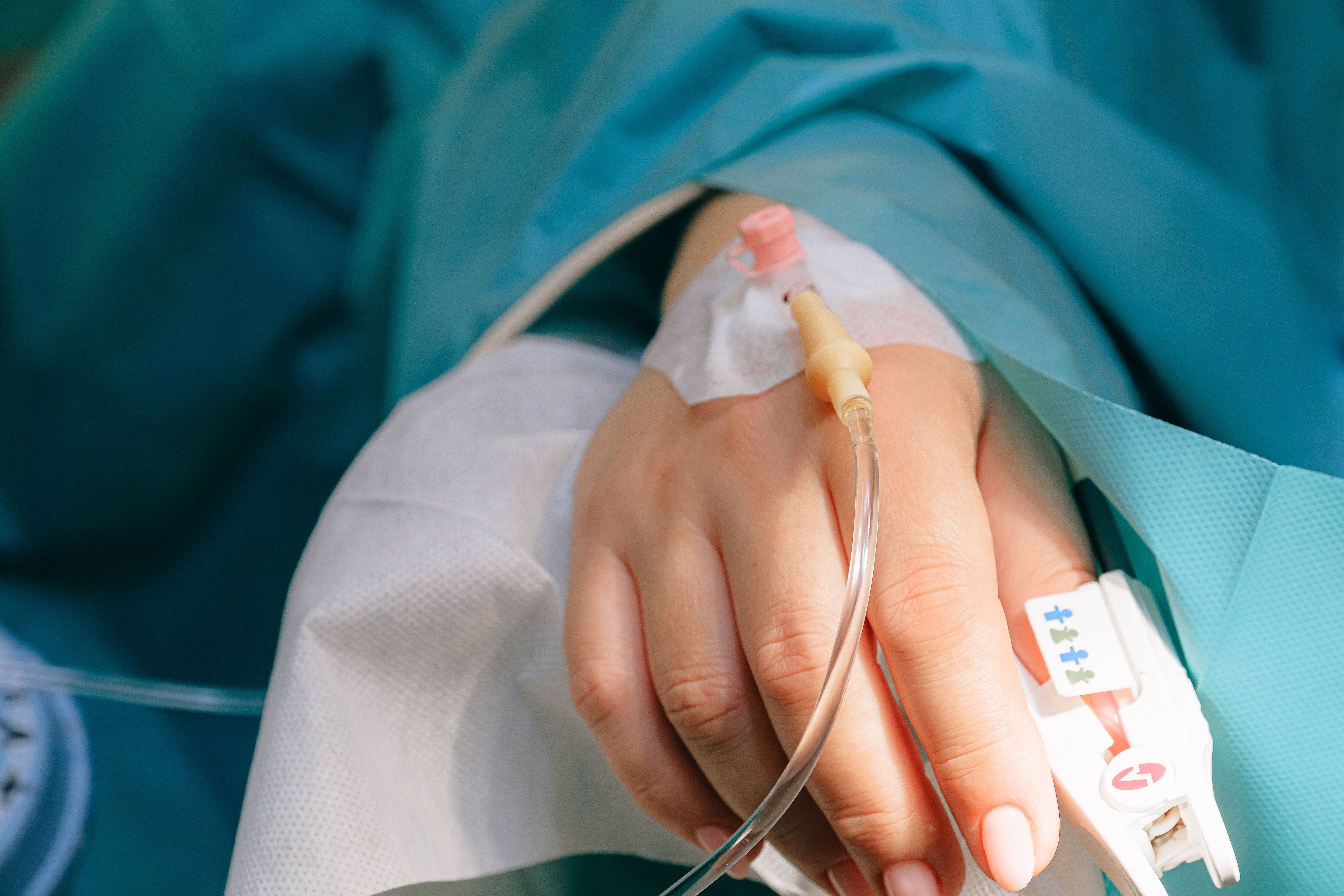 Pulsatile Secretion Kinetics and Endocrine Integrity Maintenance Following Intravenous and Subcutaneous Administration of Growth Hormone-Releasing Factor (GRF 1-29) in Human Subjects